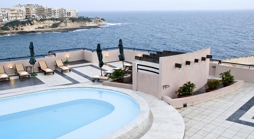 
Ahotel
