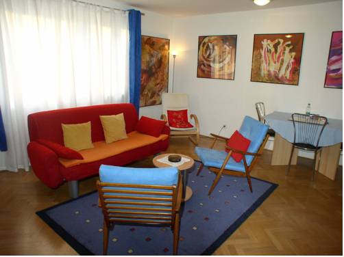 
Apartments Lana
