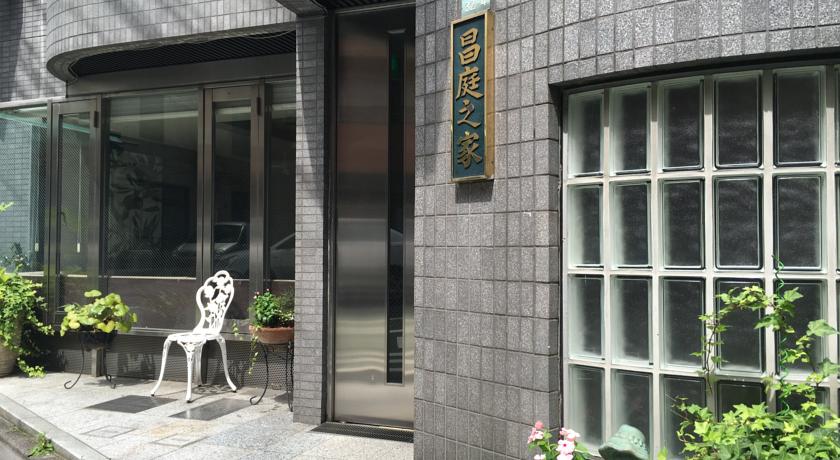 Фото 
RIHGA Royal Hotel Kyoto
