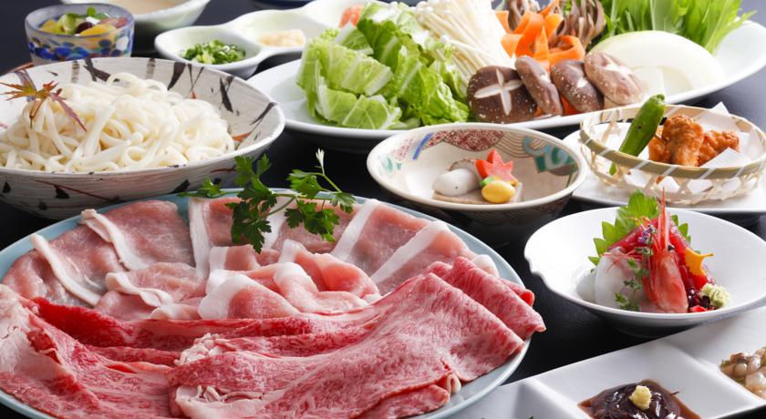 Фото 
Orange Cabin Inn
