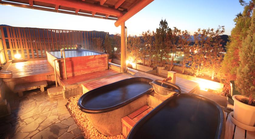 Фото 
Hotel Okura Kobe
