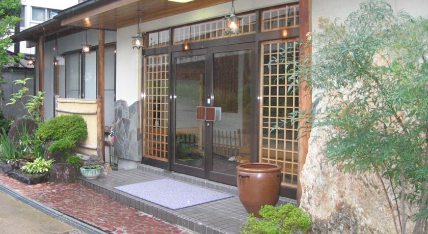 Фото 
Toyoko Inn Kobe Sannomiya No.1
