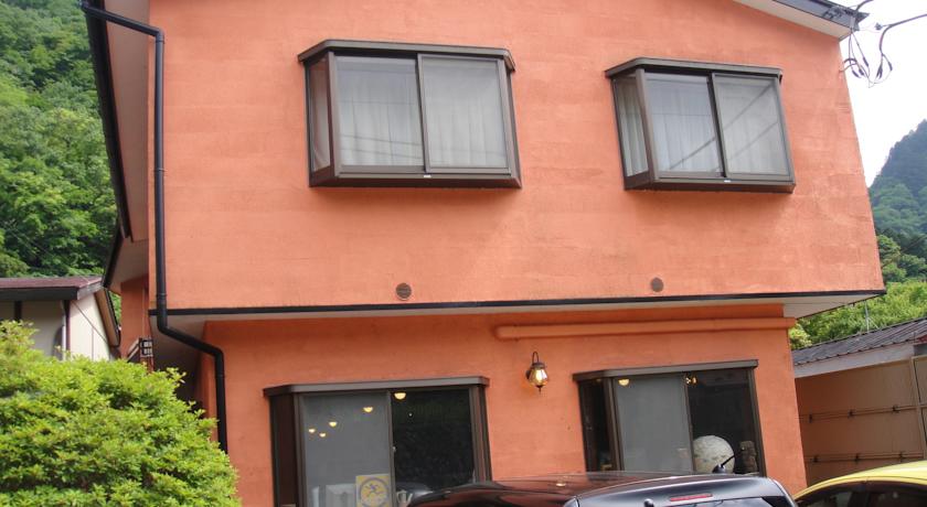 Фото 
R&B Hotel Kanazawaeki-nishiguchi
