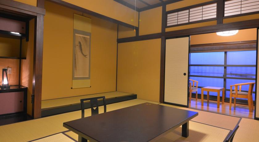 Фото 
Kanazawa Kokusai Hotel
