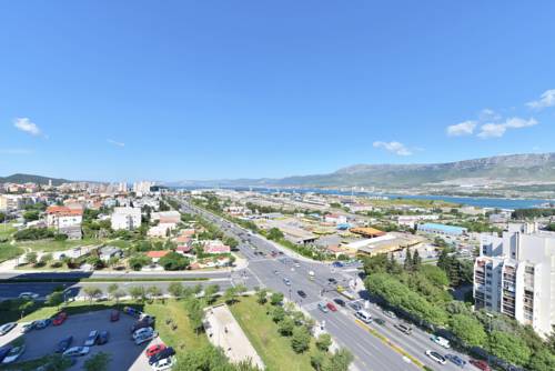 
House Ivancic
