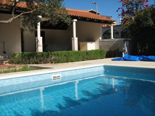 Фото 
Ina Apartments
