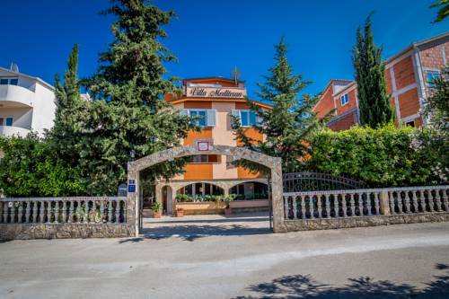 Фото 
Apartments & Rooms Kolovare Beach
