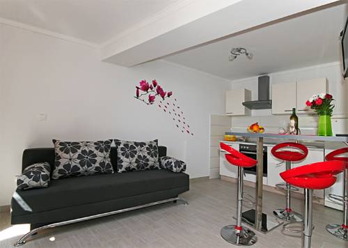 Фото 
Apartment Pula City Break
