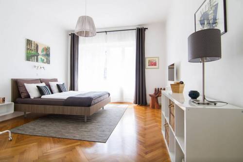 
Apartments Mare
