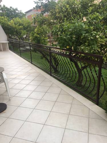 Фото 
Apartments Kaštel Novi
