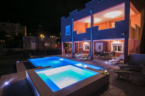 Фото 
Holiday Home Kod Mate
