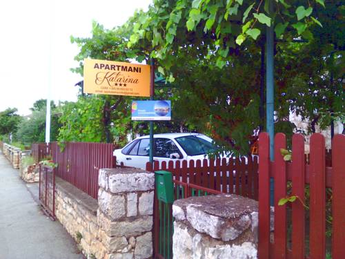 Фото 
Nina Apartments
