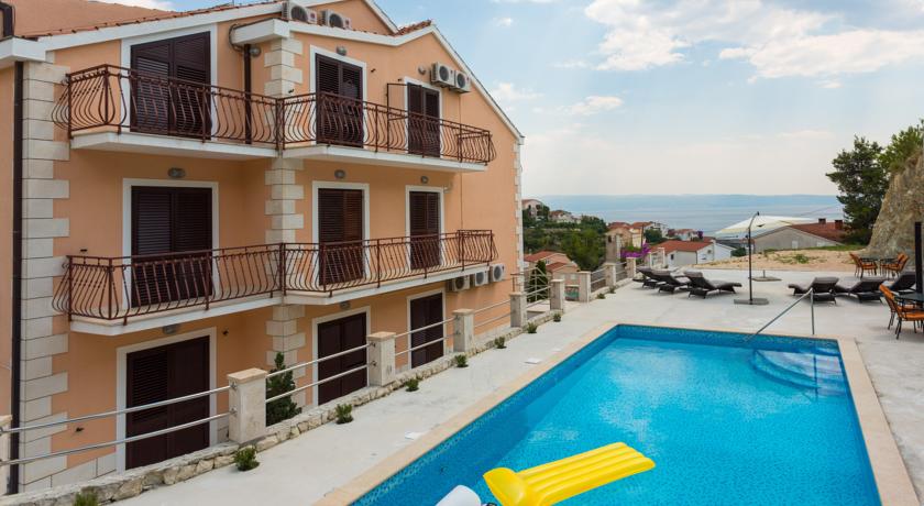 Фото 
Apartments and Rooms Villa Javor
