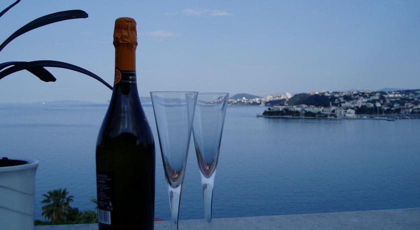 Фото 
Apartment Podstrana 7572a
