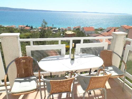 Фото 
Two-Bedroom Apartment Podstrana with Sea view 07
