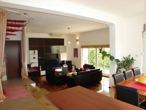 Фото 
Apartmani Nikolina
