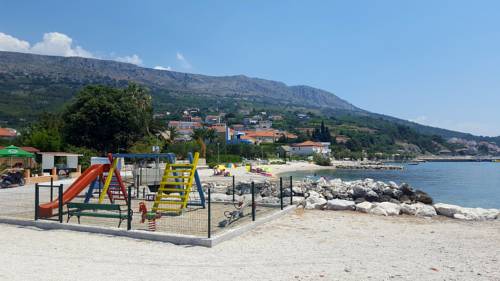 Фото 
Apartments Grgur1
