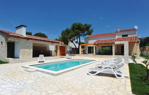 Фото 
Apartments Brigita
