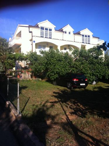 Фото 
Villa Pobri 2
