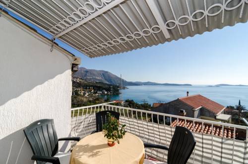 Фото 
Rijeka Centre Apartment
