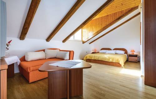 Фото 
Youth Hostel Rijeka
