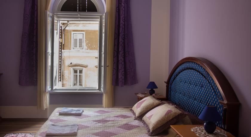 
Sole Mio Apartment
