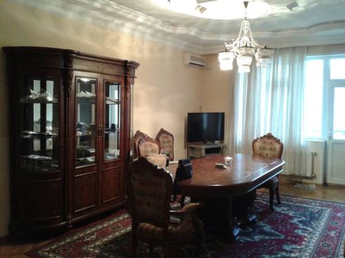 Фото 
Ganja Hotel
