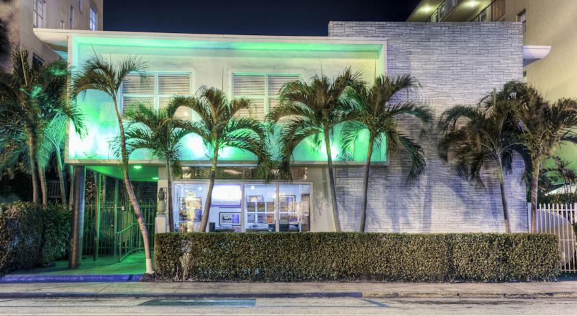 Фото 
Orchard Hotel
