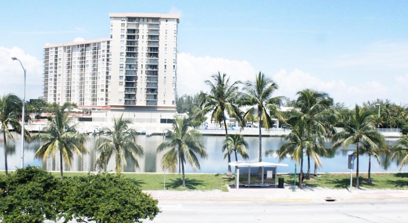 Фото 
San Francisco Marriott Marquis Union Square
