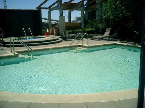 Фото 
Surfer Beach Hotel
