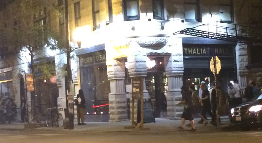 Фото 
Venetian pool house
