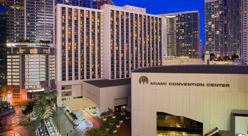 Фото 
Courtyard Miami Airport
