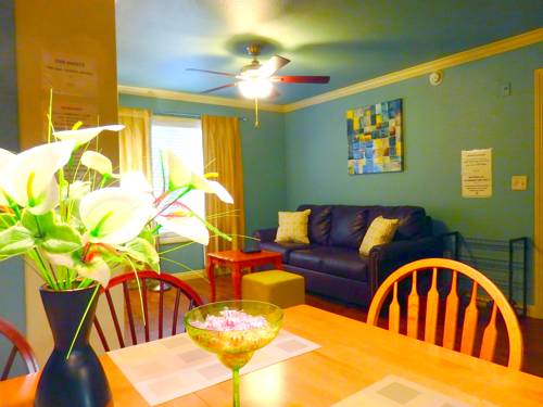 Фото 
Beacon Hotel & Corporate Quarters
