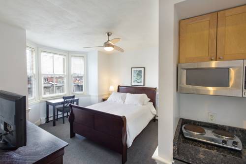 Фото 
Dee Jay Beach Resort
