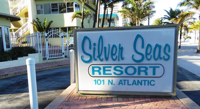 Фото 
Comfort Inn & Suites Aurora Avenue North
