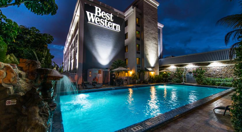 Фото 
Rittenhouse 1715 - A Boutique Hotel
