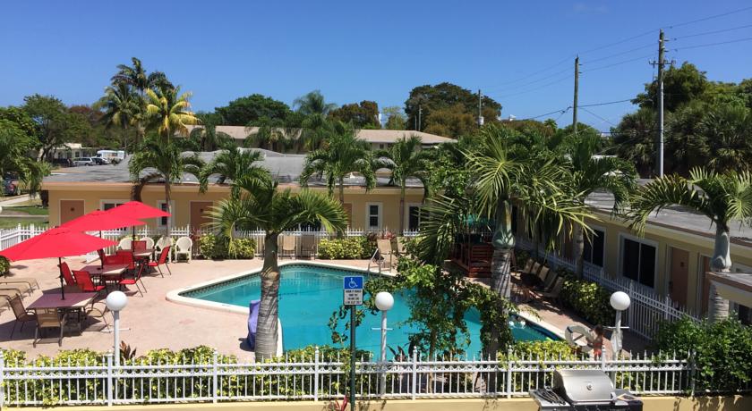 
Great Sunny Isles Lodging

