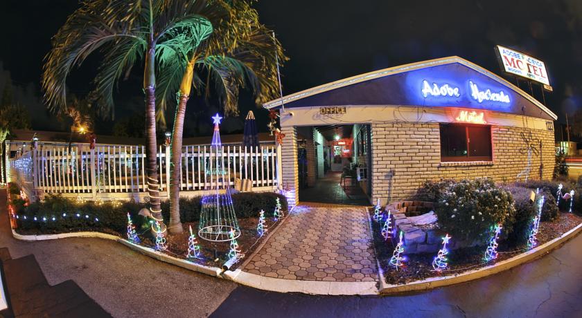 
Motel 6 Page
