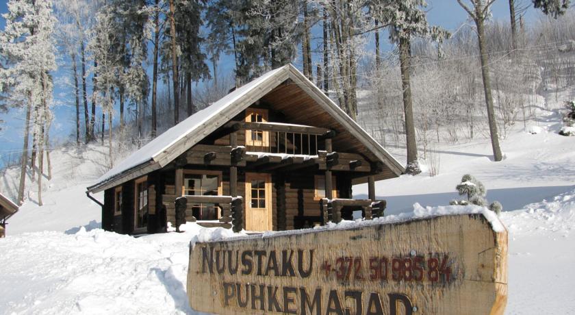 
Kimalase Metsamaja
