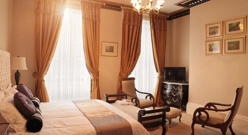 
Royal Cambridge Hotel
