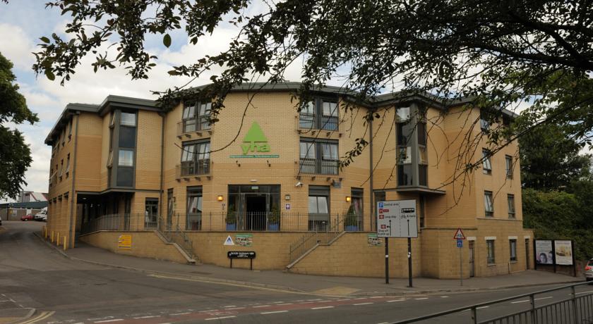 
Heathrow Hotel Bath Road
