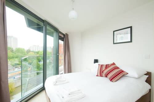 
The Red Lion Hotel
