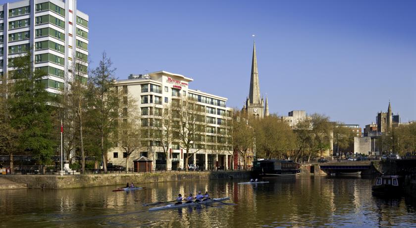 
Premier Inn London Heathrow M4&#47;J4
