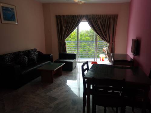 Фото 
Titania Hotel
