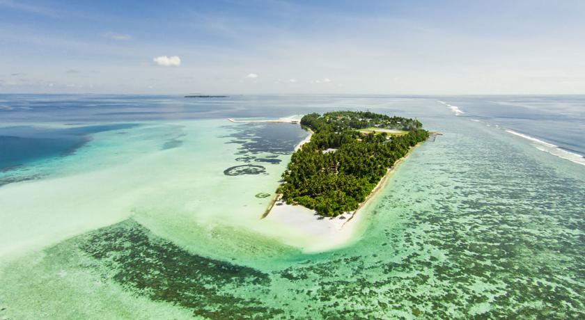 
Magoodhoo Inn
