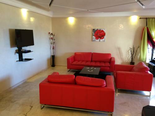 Фото 
Khzema Apartment
