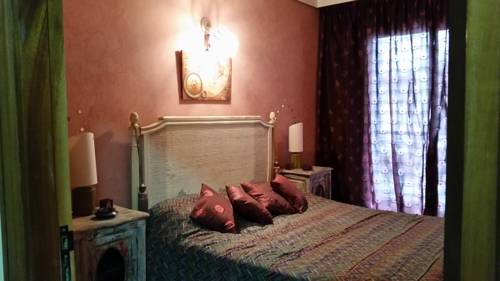 Фото 
Hotel Royal Jinene
