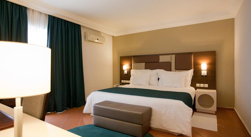 Фото 
The Dunes Apartment
