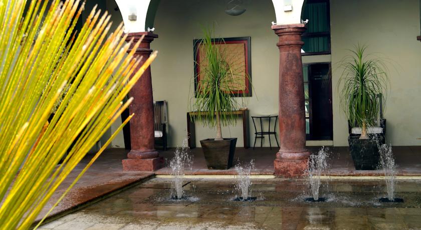 
Club Cascadas de Baja
