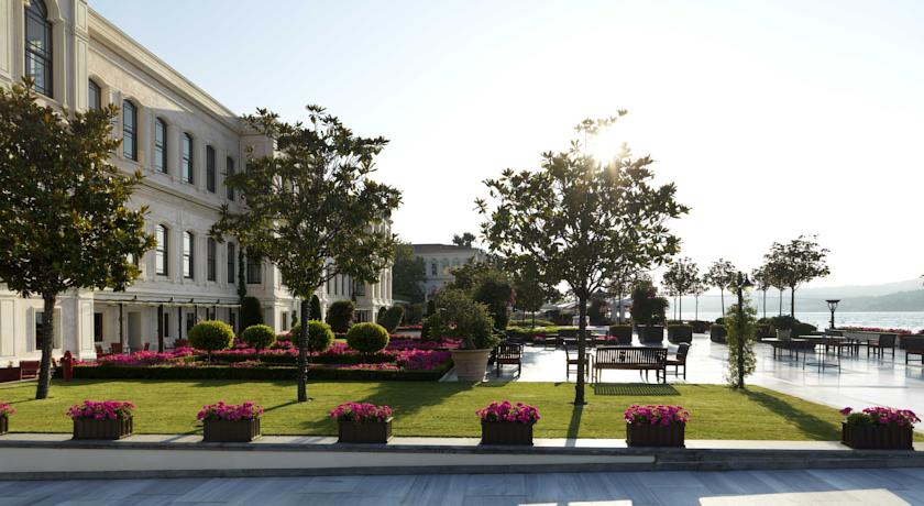 
Four Seasons Hotel Istanbul at the Bosphorus
